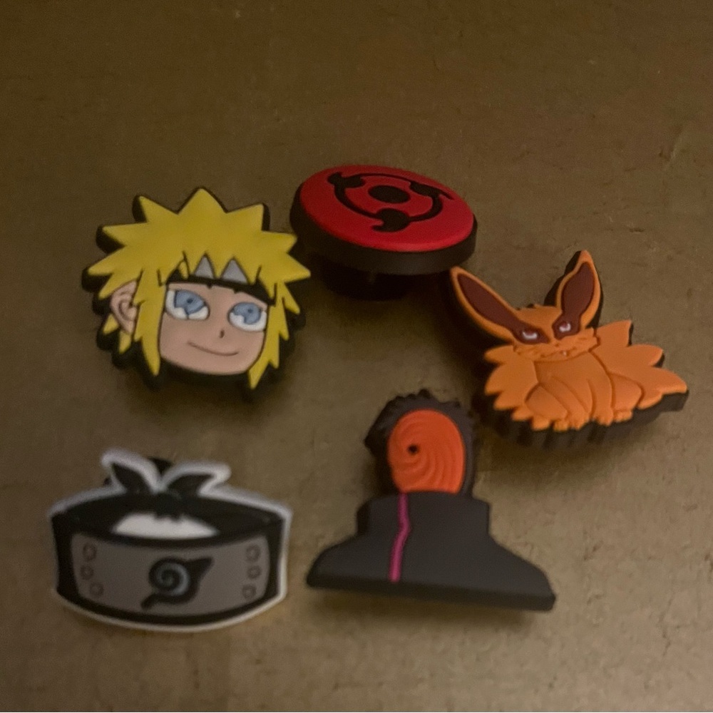 🐊3sets $15 or $8 pack Naruto 3 shoe charm